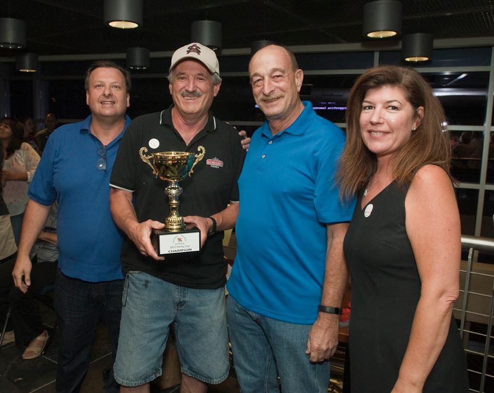 The Champion of Honeys was Doug Lawrence's (Jar #13) shown with President Frank Mortimer, VP Richard Schluger and Secretary Jaimie Winters